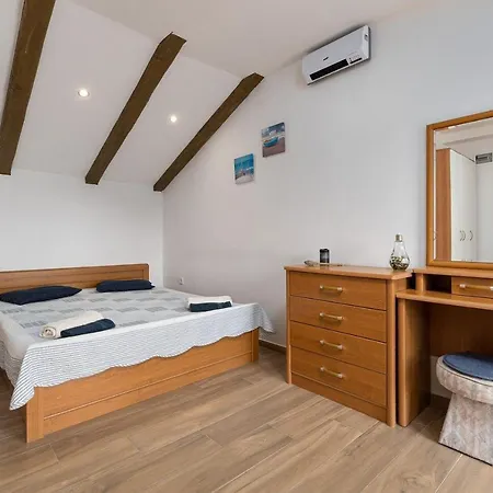 Apartment Paris Porec